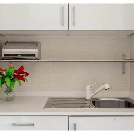 Apartamento Joivy Marvellous 2-bed Flat With Balcony *