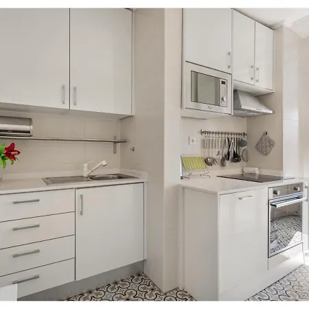 Apartamento Joivy Marvellous 2-bed Flat With Balcony Lisboa