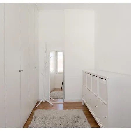 شقة Joivy Marvellous 2-bed Flat With Balcony Lisboa